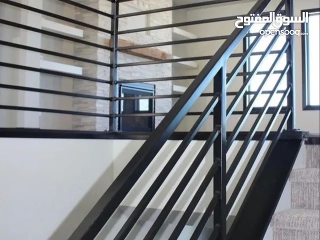 تعلن ورشتنا عن تقديم كل ماتحتاجونه في بيتكم محجرات وجلسات خارجية وسقائف شفافة وشوايات وديكورات