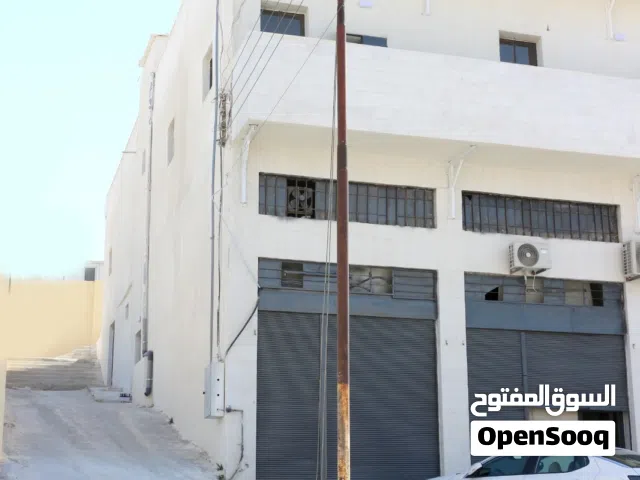 [للجادّين فقط] مخازن صناعية للإيجار افضل مواقع ماركا الشمالية، طابق شبه ارضي، كهرباء 3 فاز