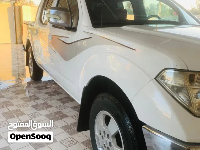 نيسان نيفاره