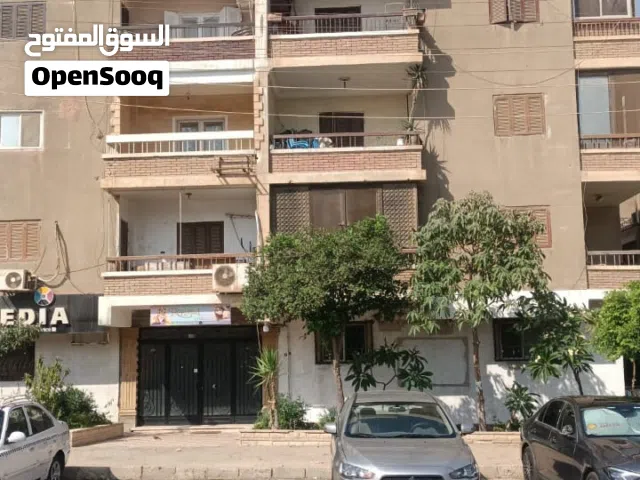 من المالك مباشرة  شقه 103 م2  دور ارضي  موقع متميز   تصالح تجارى إداري( عياده   - معمل  صيدلية  مكتب