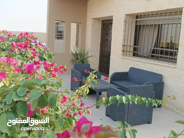 184 m2 3 Bedrooms Townhouse for Rent in Mafraq Dahiyat Al-Jamaa