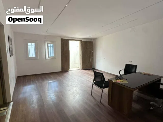 محل للبيع في شارع الرشيد