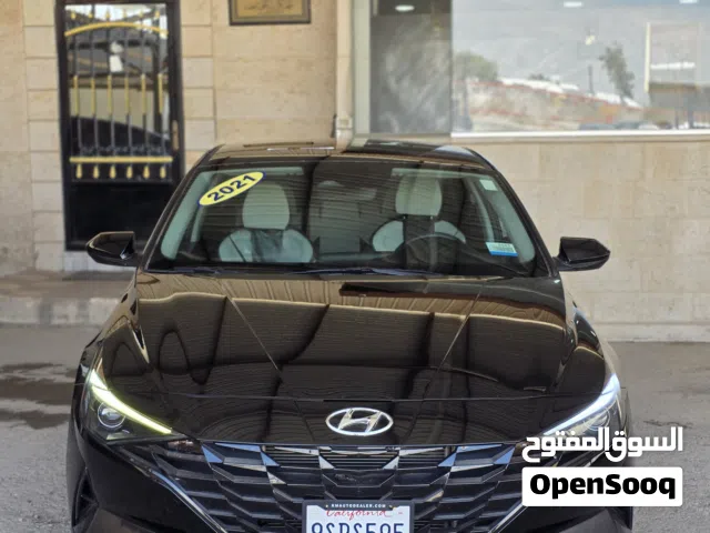 2021 Hyundai Elantra SE