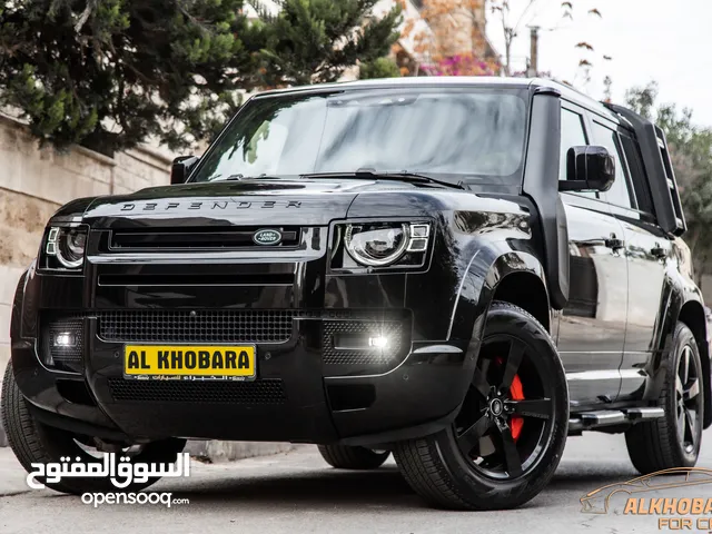 Land Rover Defender 2022 Black Edition Plug in hybrid   السيارة وارد المانيا و قطعت مسافة 13,000