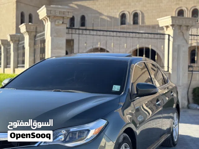2015 تويوتا افالون XLE