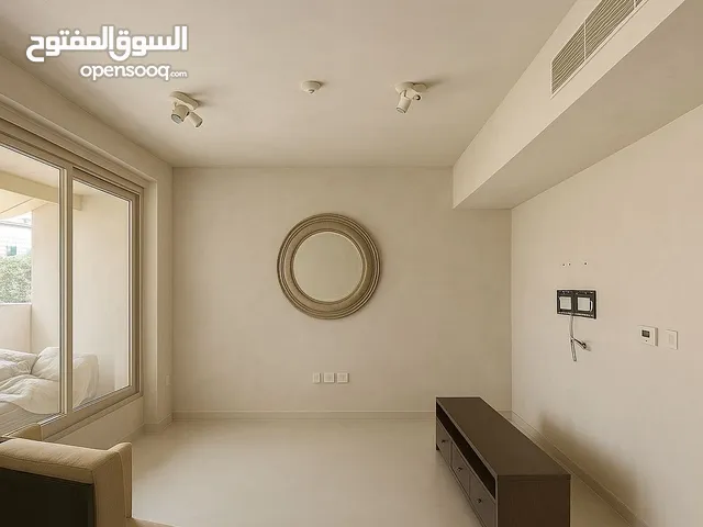 نقوم بتنفيذ المايكروسمنت واخذ مشاريع من مقاولين (مقاول باطن) للأستفسار اكثر تواصل معي