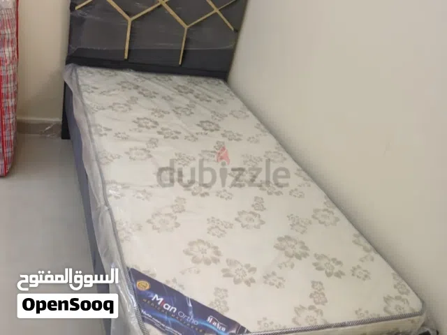 we are saling furniture brand new fabric bed all saiz available