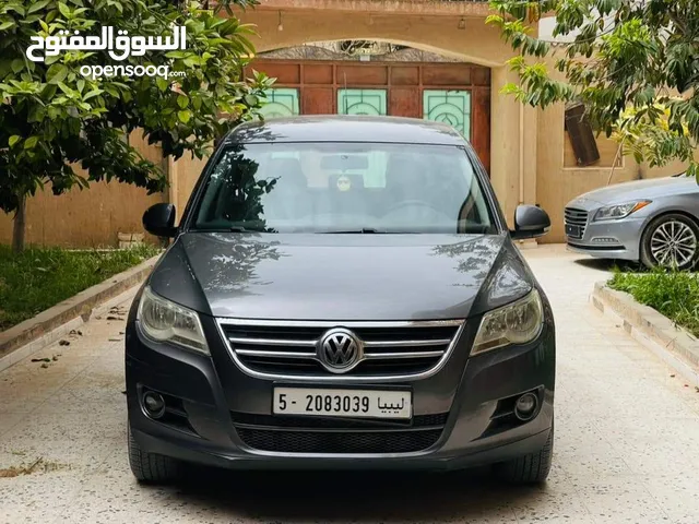 Volkswagen Touran 2014 in Tripoli
