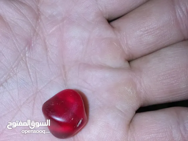 حجر الياقوت الاحمر