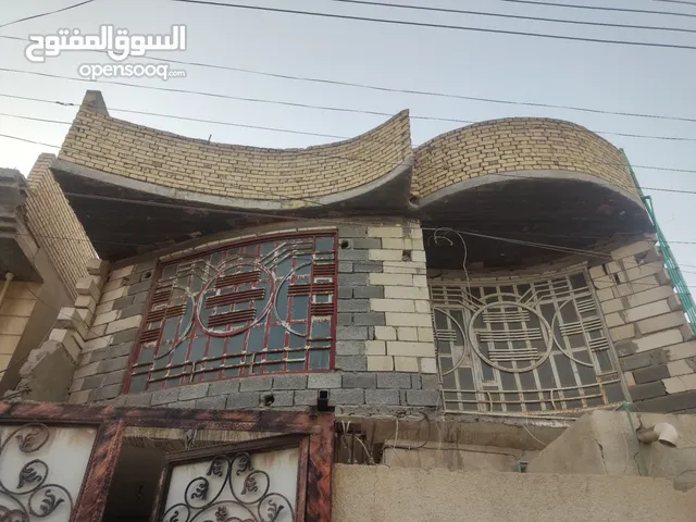 180 m2 More than 6 bedrooms Townhouse for Sale in Basra Maqal