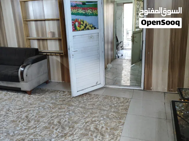 شقة للايجار بالكرادة