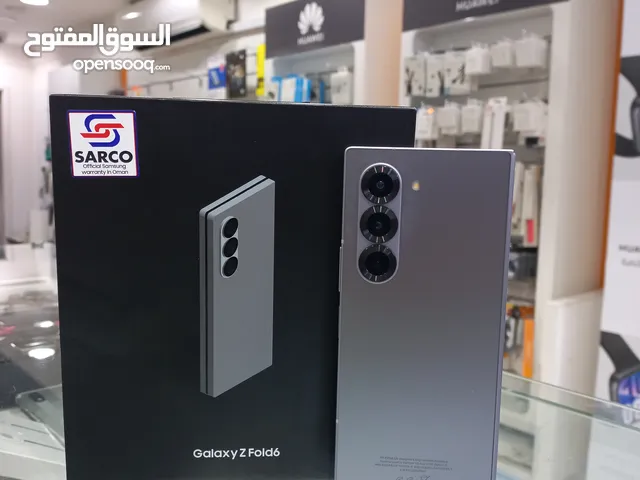 احدث موديل سامسونج فولد 6، مستعمل ليوم واحد فقط.