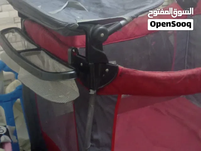 سرير اطفال للبيع