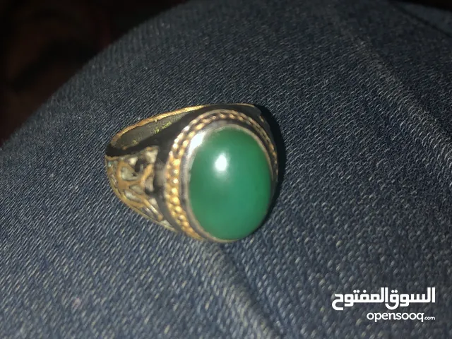 خاتم شذرة اخضر عادي