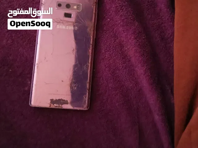 سامسونج نوت 9 الجهاز مشعور شاشة وباك مكسور لاكن الشعر مش مأثر اي اشي التواصل واتس اب