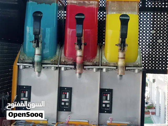 ماكينة سلاش امورها بالصلاة عالنبي  Slush Machine) نوع يحتوي على 3 أحواض