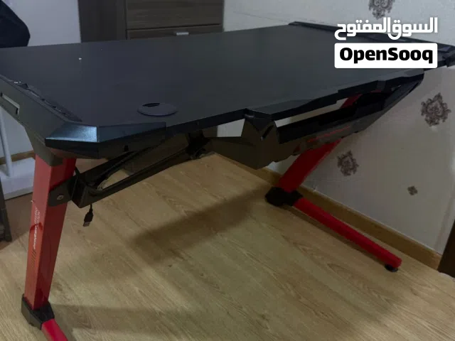 Gaming table for sale in good condition. Price: 50 BH