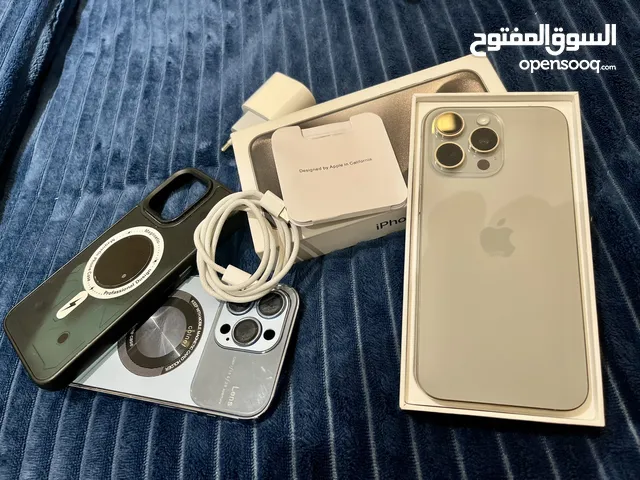 iPhone_15 pro max جهاز كرتونة ولا اي خدش بطارية 100 سعر حرق مع كامل اغراضه الأصلية وكفرين هدية,,