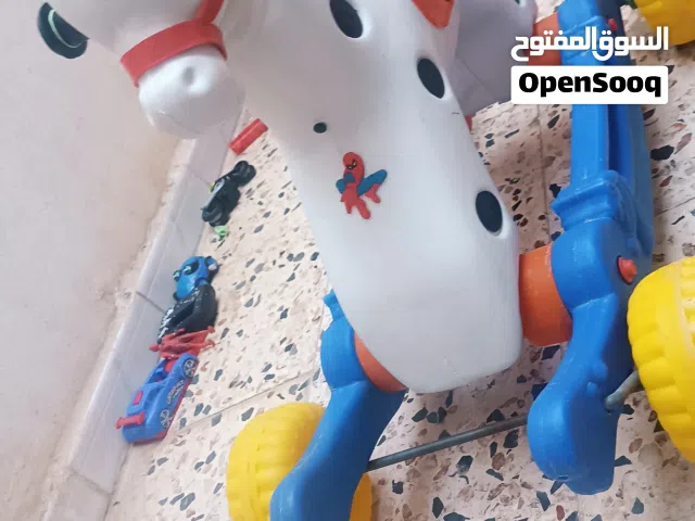 سيارة اطفال علي هيءت الحصان للبيع استعمال نضيف