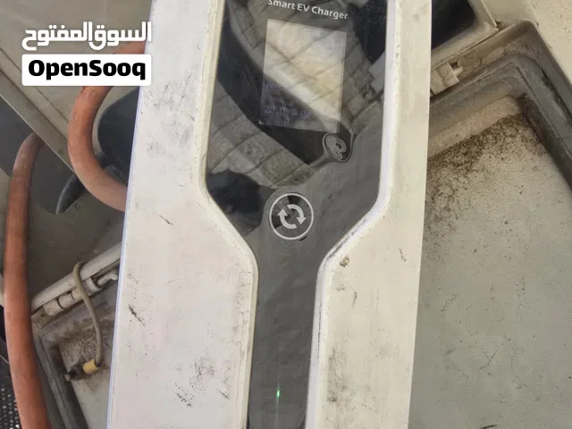 شاحن ألفا 32 امبير بحالة ممتازة