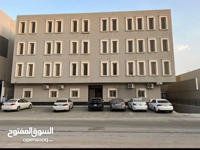 يتوفر شقق للايجار في عمارة سكنية الرياض حي النرجس