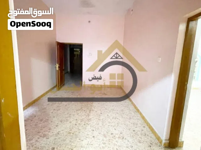 150 m2 2 Bedrooms Townhouse for Rent in Basra Khadra'a