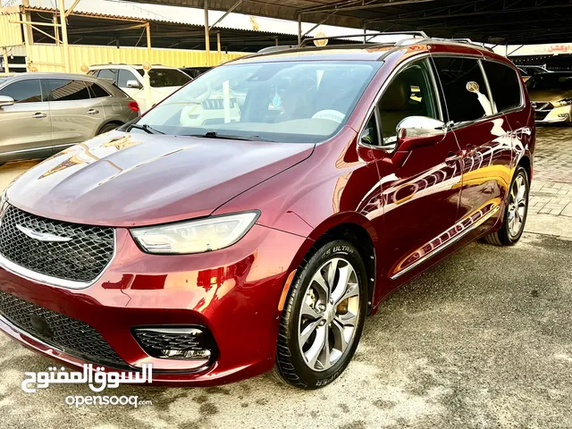 Chrysler Pacifica Limited