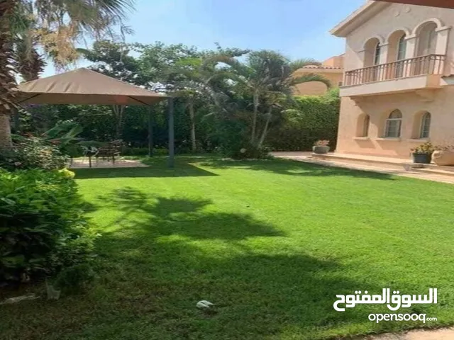 215 m2 4 Bedrooms Villa for Sale in Cairo Fifth Settlement