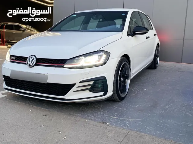 golf GTI 2021