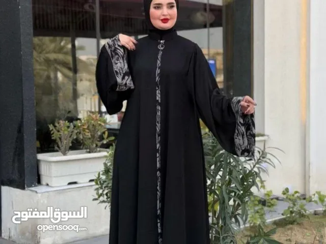 كوني دومآ متألقة أجمل الموديلات لسنة2025 من أكثر الموديلات طلبآ توفرت عباءة كويتية