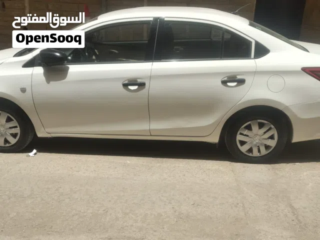 2014 تويوتا يارس Y