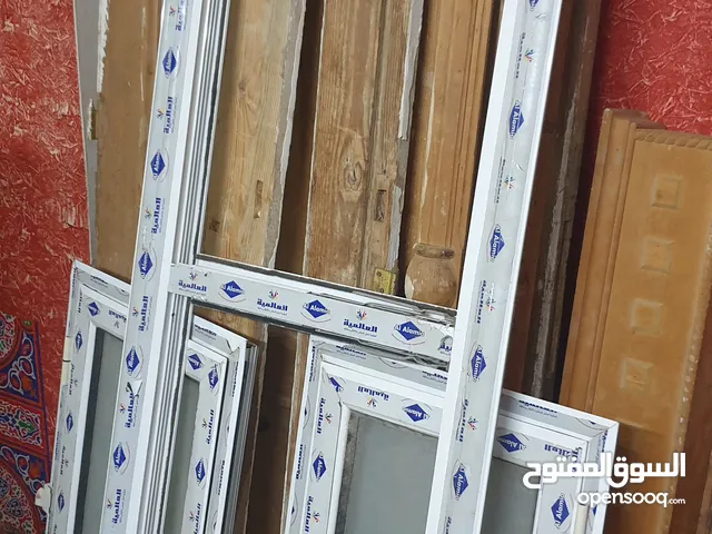 شباك و باب شقه كبير