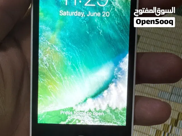 Classic white iPhone 5c- Affordable, Simple and Ready to use