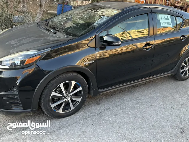 Used Toyota Prius in Amman