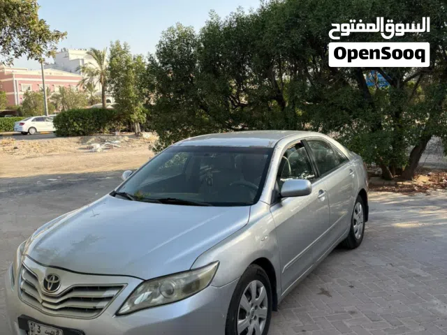 2011 تويوتا كامري GL