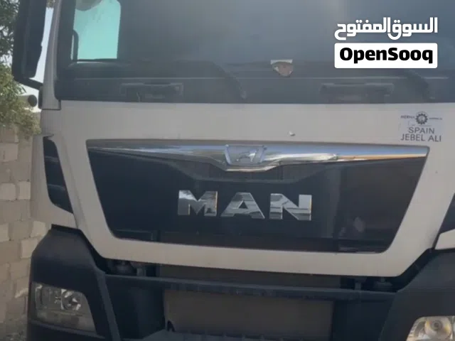 للبيع رأس تريلا Man موديل 2016