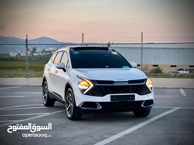 كايا سبورتاج 2022 فل الفل فتحة سقف 2x4 ///240Hp بنزين + كهرباء ( Haybrid) 1600cc