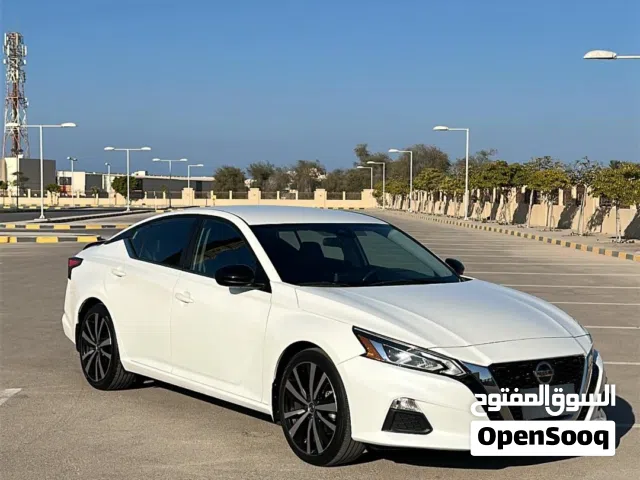 للبيع التيما موديل 2021