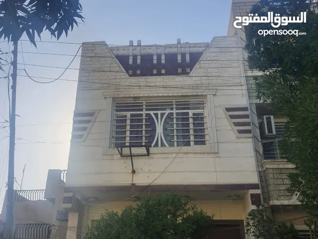 125 m2 3 Bedrooms Townhouse for Sale in Baghdad University