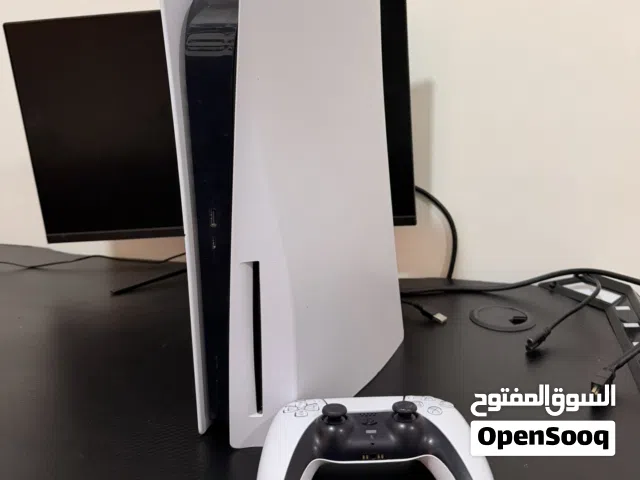 بلايستيشن فايف السيدي بحالة ممتازه .