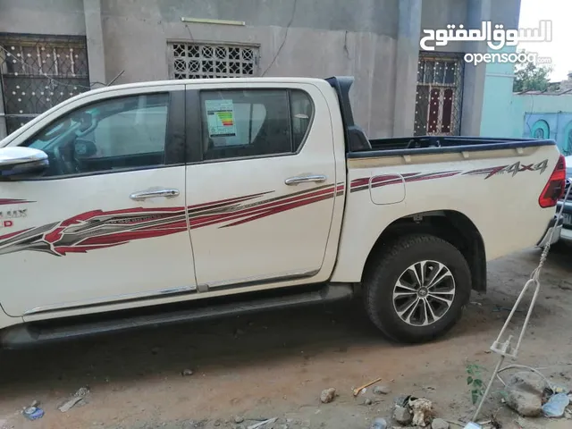 Used Toyota 4 Runner in Red Sea
