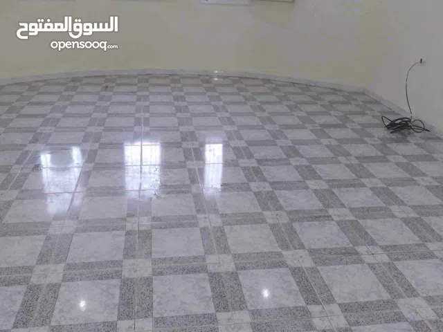 فيلة للبيع في مكان استراتيجي   للاستثمار أو السكن