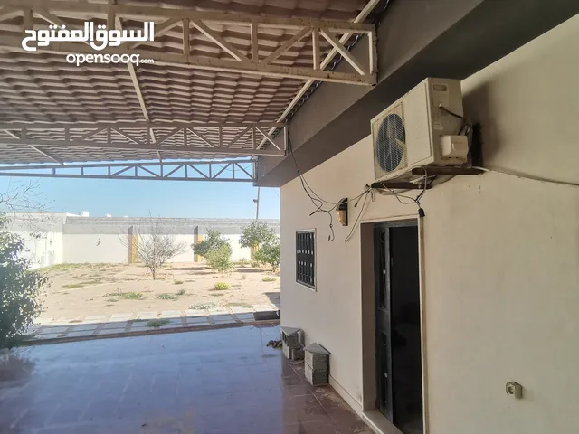 2 Bedrooms Chalet for Rent in Tripoli Tajura