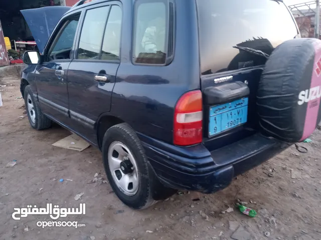 زوكي جرند 2001.