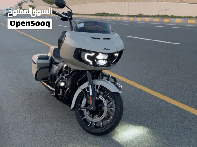 2023 إنديان تشالنجر دارك هورس