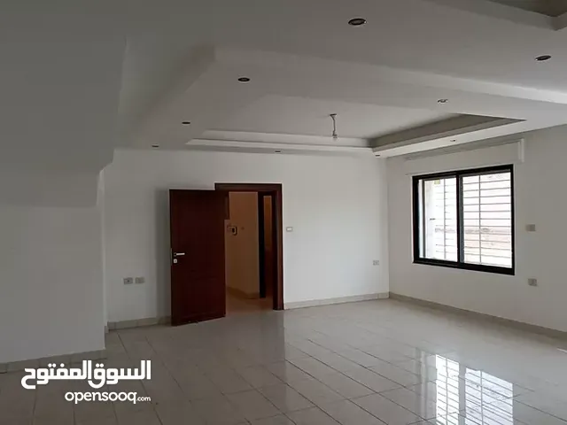 344 m2 3 Bedrooms Villa for Rent in Amman Khalda