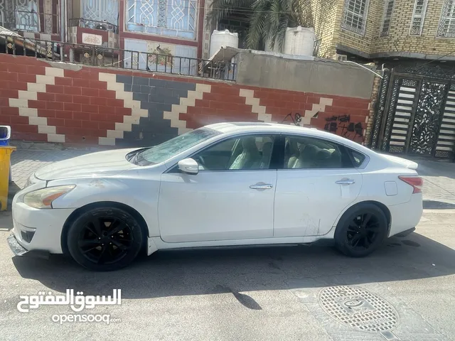 نيسان التيما 2013