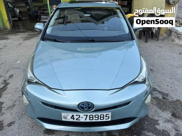 2017 تويوتا بريوس Prius