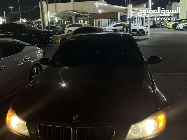 سياره نظيفه ممشى 240000 ما تحتاج شي ادفع وامشي موديل 2007 بس أمورها طيبه سياره وايد نظيفه من الداخل