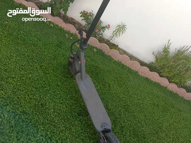 سكوتر الكهربائيه جديد